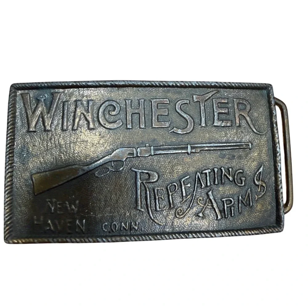 Vtg Winchester Repeating Arms Belt Buckle Brass Tone‎ Rifle New Haven Conn 1980s